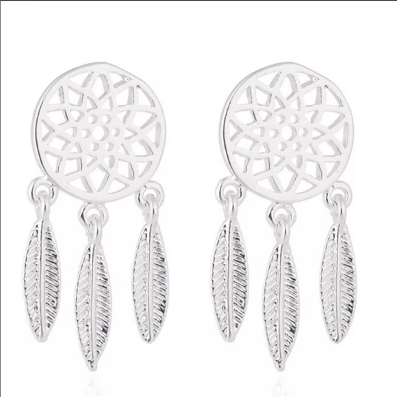 1 LEFT💖Silver dream catcher earrings, brand new‼️ - Picture 2 of 8